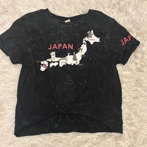 Vibe n Japan tee size L
